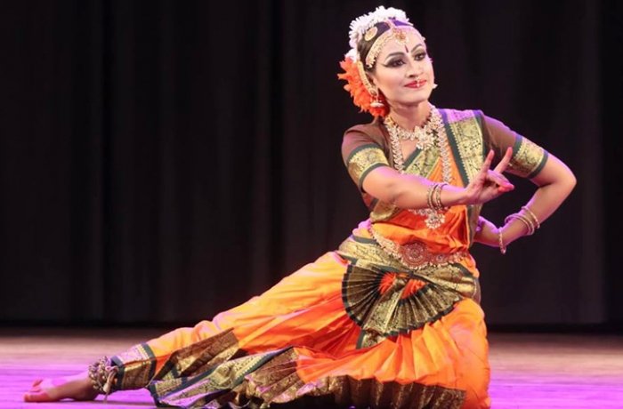 24 1812191206 গ্যালিয়ার্ডদের যুগ সাধারণ বৈশিষ্ট্য